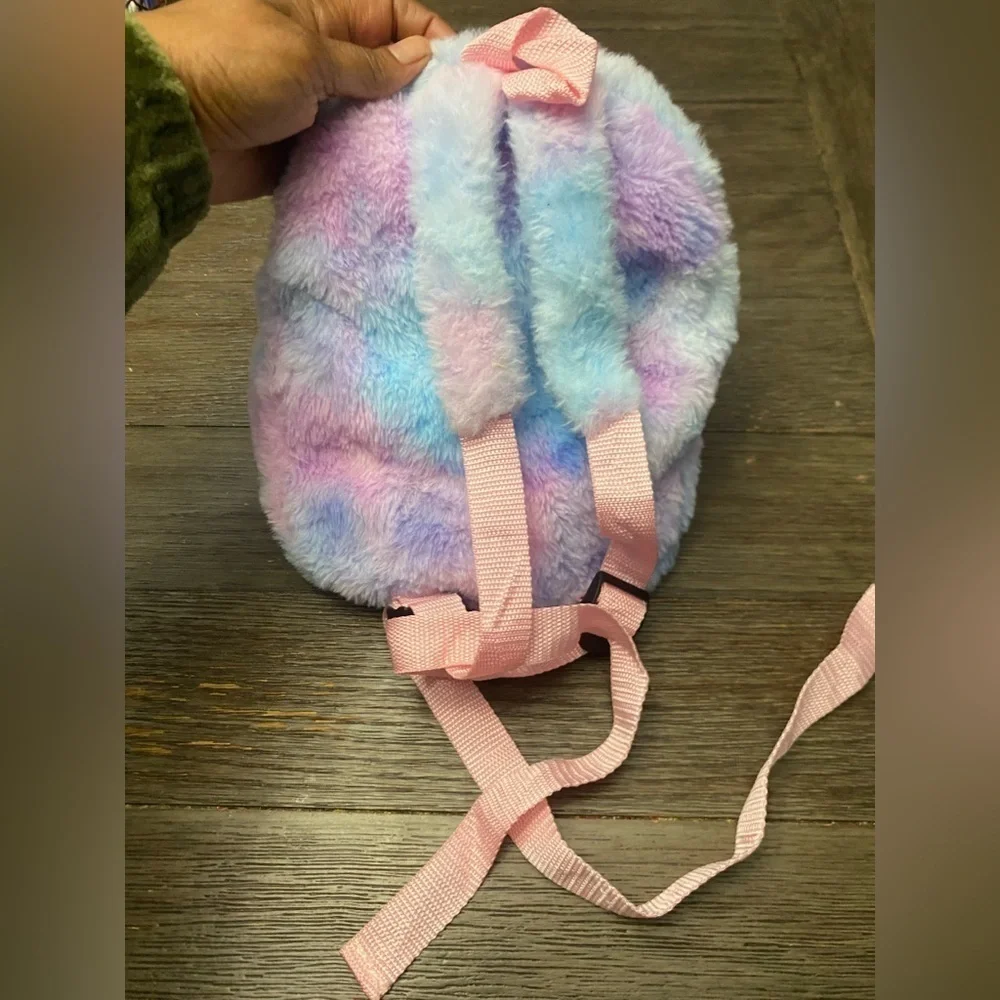 Fuzzy Unicorn mini Backpack girls in like new condition